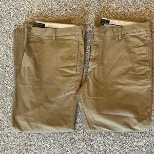 GUC Men's Banana Republic - 2 pairs Khaki Gavin Chino  - W36 L30